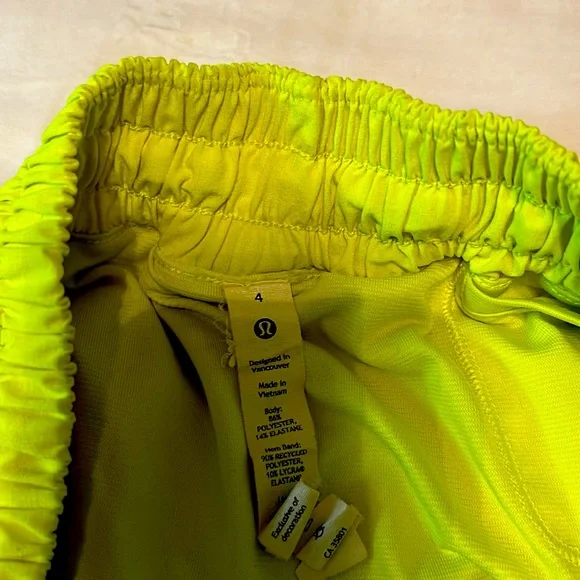 Lululemon hotty hots - Picture 2 of 3